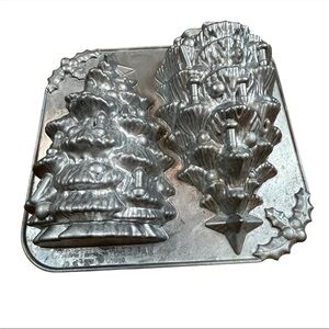 Nordic Ware Christmas Tree Cake Pan Cast Aluminum Nonstick Large 3D